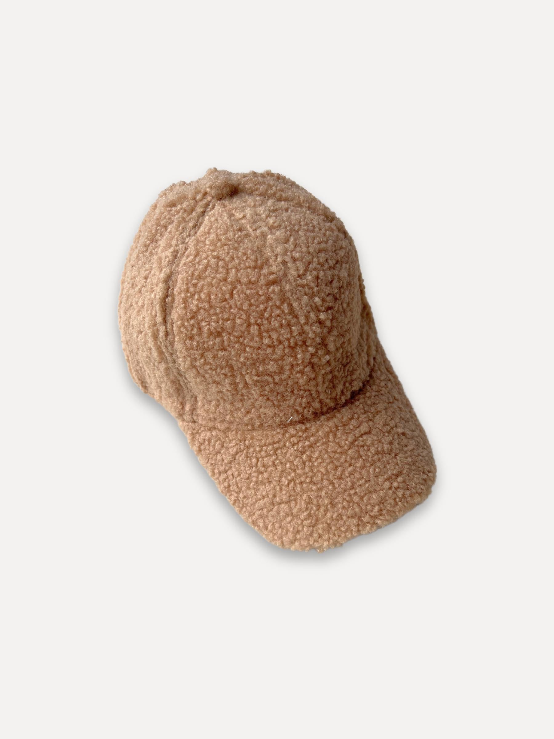 Lei Cap, Camel